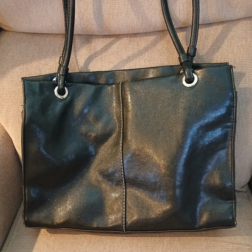 Elegant Black Leather Tote Bag